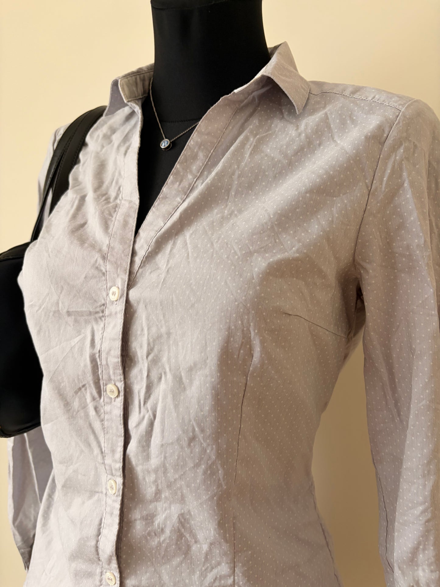 Dotted simple shirt