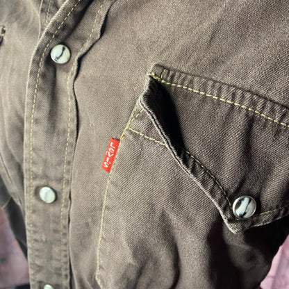 Brown vintage Levi’s denim jacket