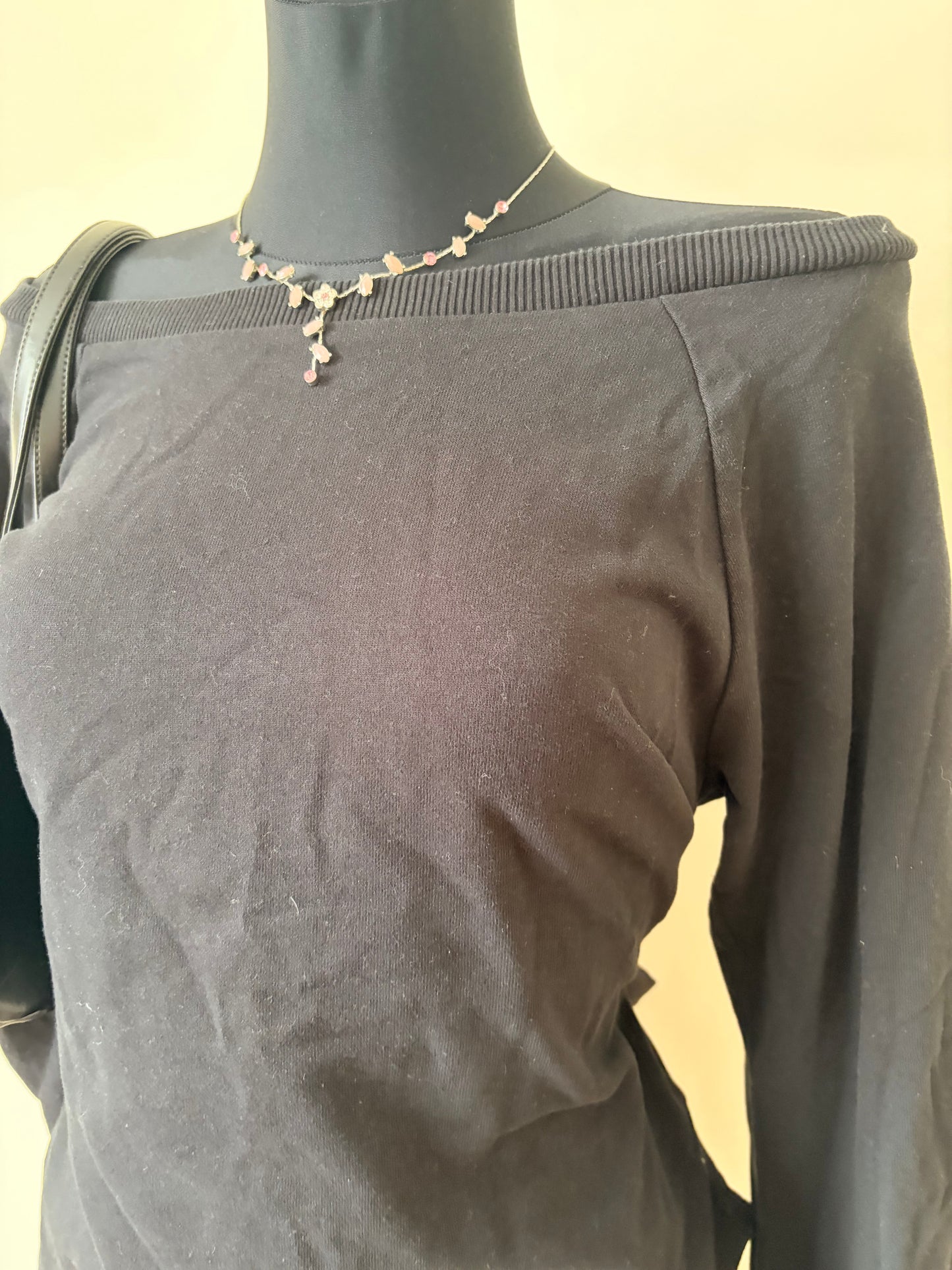 Vintage black off-shoulder tie-up sweatshirt
