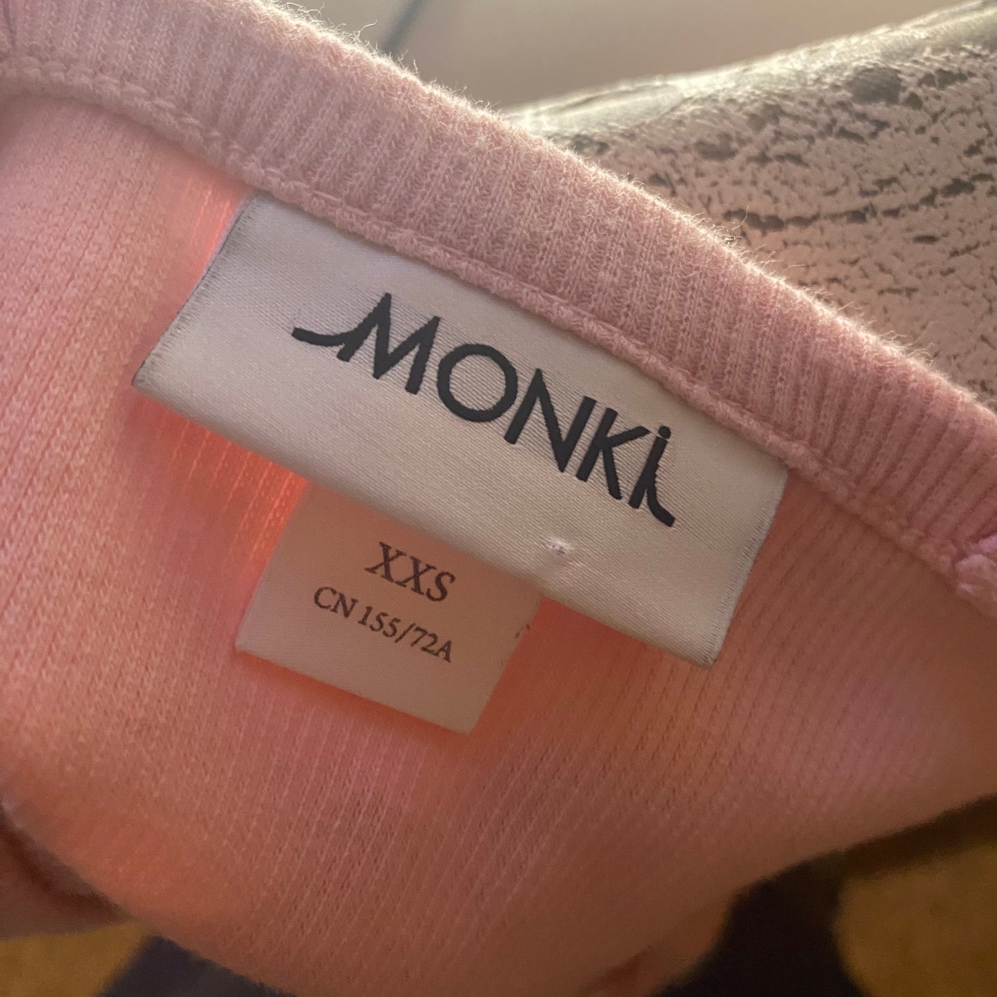 Light pink crop top