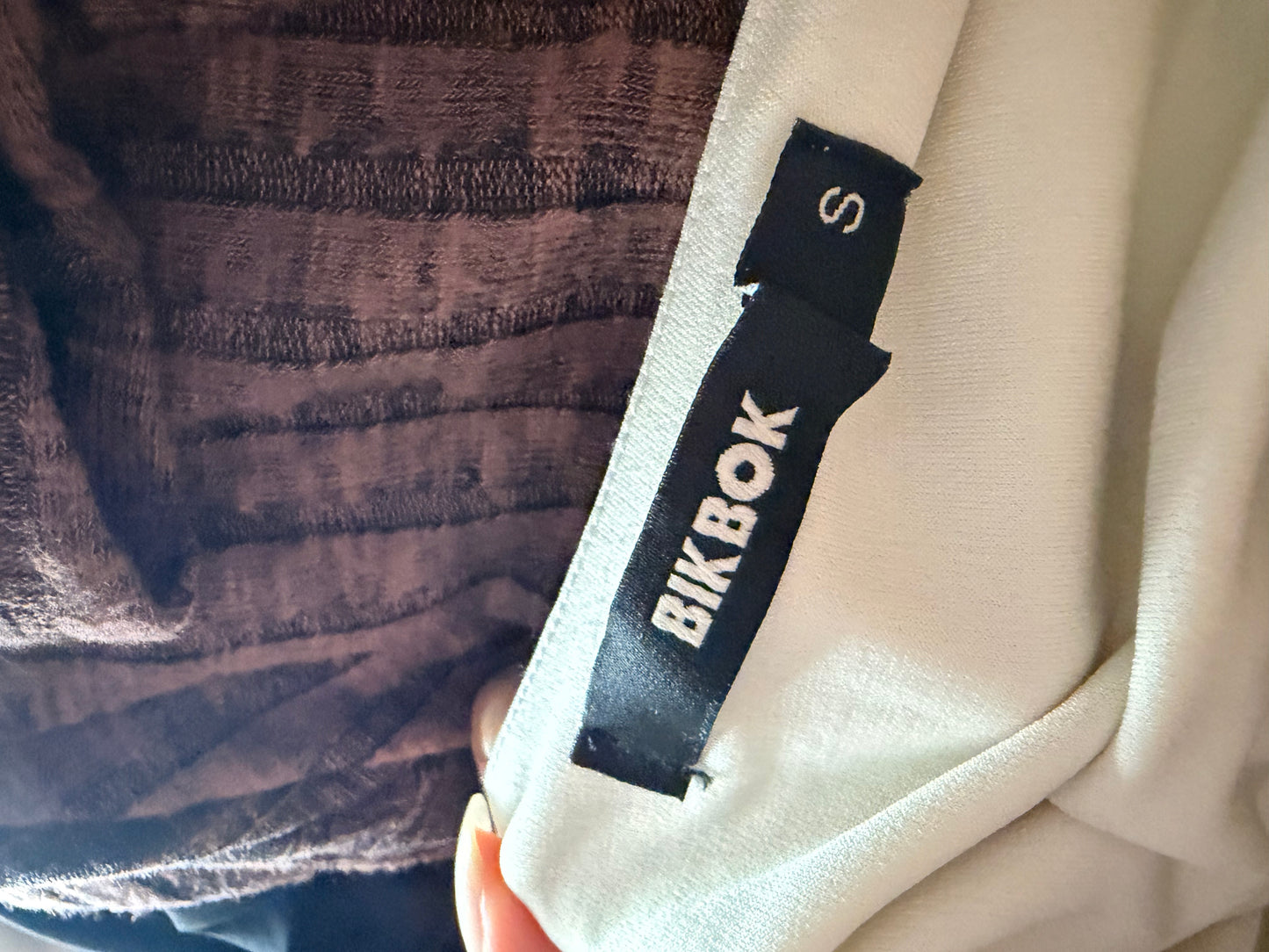 White open back sweatshirt
