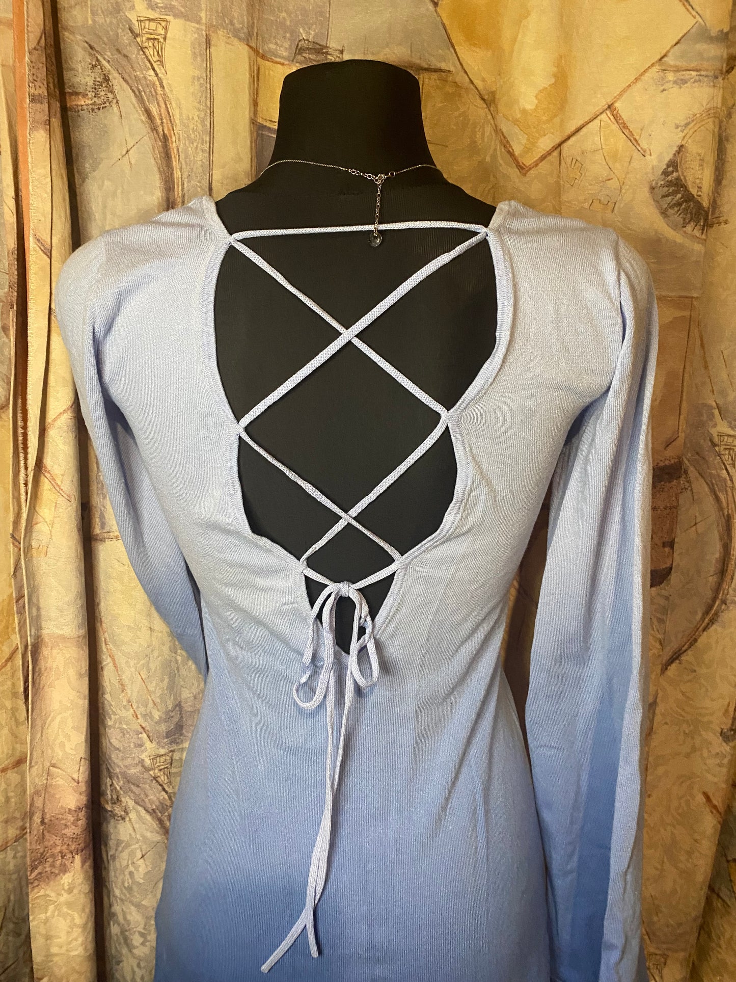Backless ombre mini dress