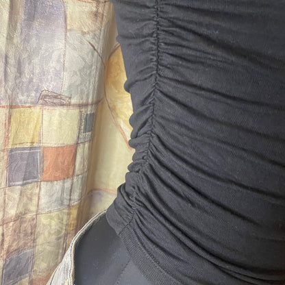 Simple black scrunched top