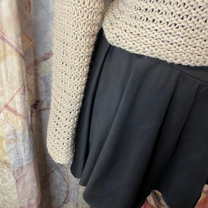 Vintage beige knit sweatshirt